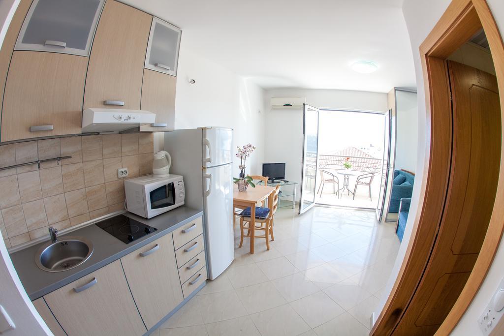 Apartments Charme Bečići エクステリア 写真